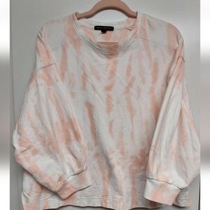 Banana Republic Comfy Cropped Tie Dye Sweatshirt (Peachy/Pink) Medium